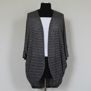 MOSSIMO SUPPLY CO. STRIPED BUTTERFLY BLOUSE SIZE/S